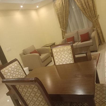 Rolana Furnished Apartments ジェッダ エクステリア 写真