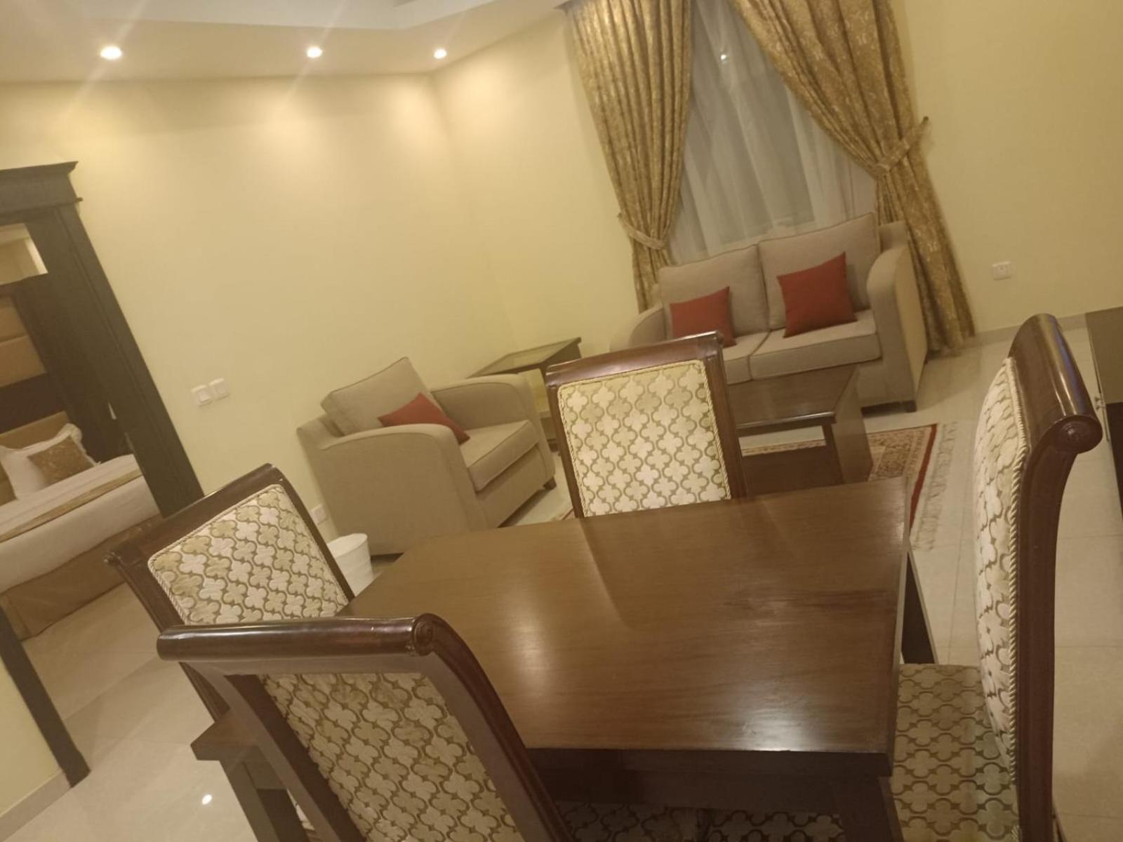 Rolana Furnished Apartments ジェッダ エクステリア 写真
