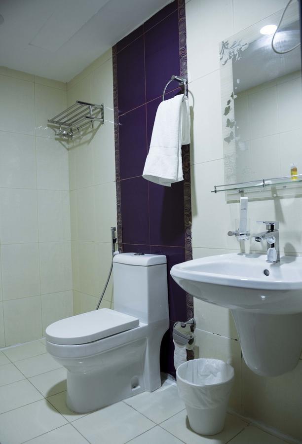 Rolana Furnished Apartments ジェッダ エクステリア 写真
